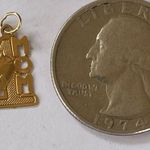 14K Gold “💛MOM” Pendant Charm Photo 1