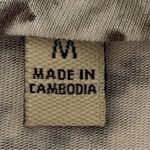 Calvin Klein Jeans  white and grey, snakeskin design, jersey t-shirt. Medium. EUC Photo 9