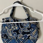 Vera Bradley  Quilted Windsor Navy Handbag Purse Excellent Condition Medium Photo 5