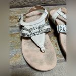 Vionic Lupe Boa Met Adjustable T strap sandal Leather cream snakeskin print 9 Photo 4