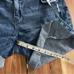 a.n.a Distressed Jean Shorts Cuffed dark wash Photo 6