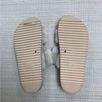 Mudd Women's Cream Shoes/Slides/Slippers Size 8.5 (350) Photo 1