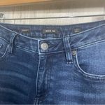 Miss Me  Mid Rise Skinny Jeans Dark Wash  Whiskered size 27 Photo 4