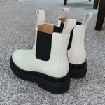 SheIn Chelsea Boots Photo 0