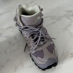 The North Face  HIKING LILA SAKURA MID EUC Photo 2
