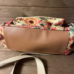 Lily bloom  Busy Bee Crossbody Bag Photo 0