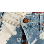 Alice + Olivia  Amazing Mid Rise‎ Vintage Shorts Denim Tie Dye Blue Size 28 Photo 5