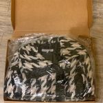 KC Collections Women's Peacoat houndstooth Black & White size M Size M Photo 4