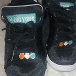 Zoo York 7 Black White Heart Sneakers Shoes Photo 0