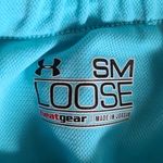 Under Armour loose fit heat hear shorts size small Photo 3