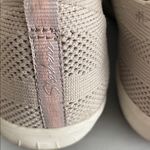 Skechers Women’s  Newbury St Every Angle taupe tan beige 100033 8.5 EUC shoes Photo 2
