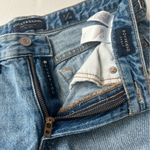 Lucky Brand  Boyfriend short 3” medium wash distressed size 2 26 Photo 5