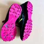 New Balance  Women's Multi-color  Outdoors Trail Running Hiking Sneakers Sz 8 Photo 6