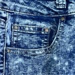 Iris  Jeans Size 5 Modern Vintage Stone Washed 5 pocket Jeans w/Belt Loops Photo 2