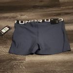 Under Armour  Women's Charcoal Heatgear Shorty Shorts 3" Size L Photo 5