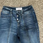 Vervet flying monkey Jeans Photo 2