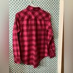 Vineyard Vines  performance women’s button down shirt Photo 3