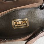 Munro  American Alpine Nubuck Leather Mary Jane Shoes Size 9 Photo 5