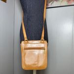 Hobo International Crossbody Leather Flap Bag Tan Card Holder Zipper Pocket Photo 5