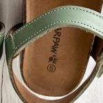 BEARPAW NWT Alma open toe leather sandals 6 Photo 7