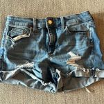 Universal Threads jean shorts Photo 0