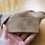 Aerie Ribbed Padded Scoop Neck Sports Bra Beige XS EUC Athleisure Activewear Photo 2