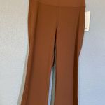 Lululemon NWT Groovy SHR Crop 23” in Brown Color Size 10 Legging Photo 5