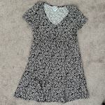 Blue Rain Francesca’s  Floral Sundress Dark Gray/White Large $55 MSRP Photo 0