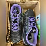 NWT: Propet Women’s black & purple Billie shoes size 6.5 Photo 3