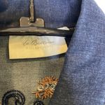 La Bellum Hillary Scott Women’s Jean Jacket Embellished Embroidered EUC Sz S Blue Photo 2