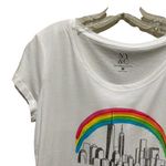 New York And Company NYC Skyline Rainbow Short Sleeve Tee Shirt White Size Large Photo 2