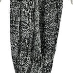 Urban Outfitters ‎ Thick Infinity Scarf Photo 0