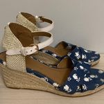 Coach  women’s blue floral denim wedge sandals size 7.5 Photo 2
