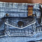 ZD • stylish and stretchy • plus size capris Photo 3