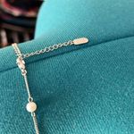 Jennifer Lopez JLO Silver/Pearl Necklace Photo 3