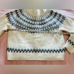 Gap  sweater ❄️NICE one❄️ Photo 4