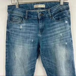 ZARA  Z1975 Women's Blue Denim Mid Rise Raw Hem Distressed Jeans Size 6‎ Photo 7