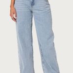 Edikted  Light Wash Raelynn Low-Rise Jeans Photo 1