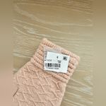 Steve Madden blush pink Zigzag Touchscreen Gloves new with tags Photo 2