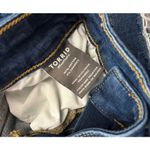 Torrid 10 inch Perfect Vintage Stretch Mid-Rise Bermuda Short Dark Wash Size 16 Photo 5