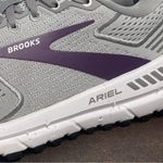 Brooks Ariel 20 Gray / Purple 1203151B009 Women's Running Shoes Size 8.5B Photo 4