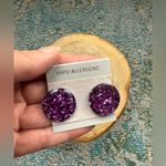 Vintage NOS purple glitter sparkle round lobe pierced earrings Photo 2