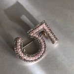 Five Pearl Pin Gold Photo 0