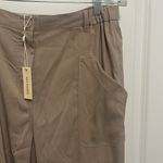 Max Studio Women's Soft Twill Cargo Jogger Pant Beige Tan Size Large NWT Photo 4