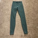 Lululemon  wunder train high rise tight 28”
Sz 4 Medium forest Photo 6