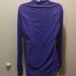 Kirkland Signature Kirkland light long sleeve in purple work out tee Photo 7