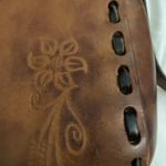 Source Unknown Vintage Leather Floral Tooled Shoulder Bag Saddle Bag 9x9.5 in Photo 11