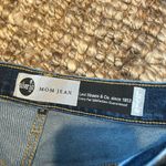 Levi's Silvertab High Waisted Mom Jeans Tapered Women’s Size 29 Medium Wash Photo 5