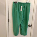 Alfred Dunner  Women’s Pants Size 16 Green Elastic Waist Wide Leg Pull on $5 Photo 1