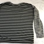 Sanctuary  Women's Oversized V-Neck Knit Top Boxy‎ Size Small Black White Striped Photo 3